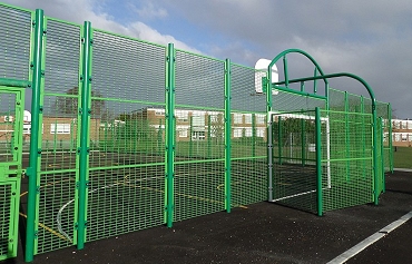 commercial metal fencing Hampshire