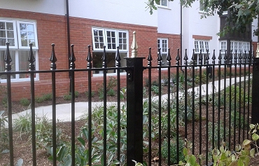 commercial metal fencing Hampshire